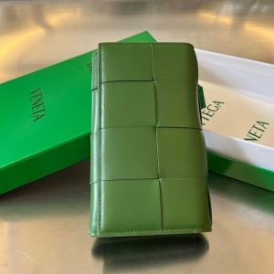 Bottega Veneta 보테가 베네타 2023 장지갑 18cm (3색)