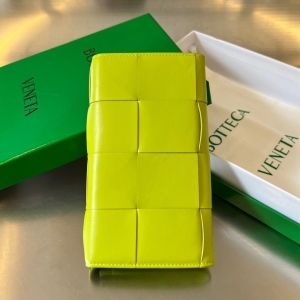 Bottega Veneta 보테가 베네타 2023 장지갑 18cm (2색)