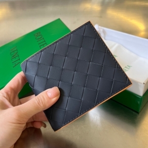Bottega Veneta 보테가 베네타 2024 반지갑 11.5cm (1월)
