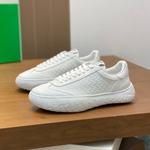 Bottega Veneta 보테가 베네타 2025 MEN'S 스니커즈 (2색) (3월)