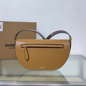 Burberry 버버리 2023 올림피아백 26CM