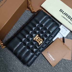 Burberry 버버리 2023 TB 체인 롤라 크로스백 20CM