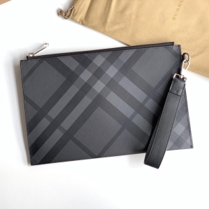 Burberry 버버리 2023 MEN'S 클러치백 30CM