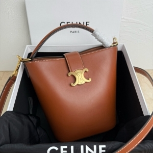 Celine 셀린느 2025 루이즈백 / 28CM