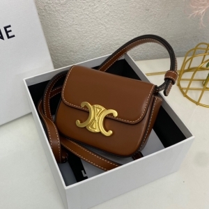 Celine 셀린느 2023 미니 트리옹프 11CM