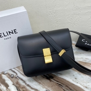 Celine 셀린느 2024 클래식 박스 18.5CM