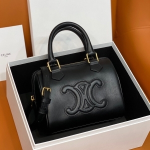 Celine 셀린느 2023 트리오페 스몰 보스턴백 197582 19.5CM