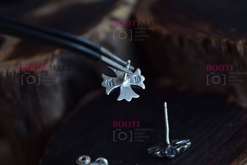 CHROME HEARTS 크롬하츠st 오리지날 925 CH Plus Stud 임재범귀걸이 한쌍(正品구성품포함) 7