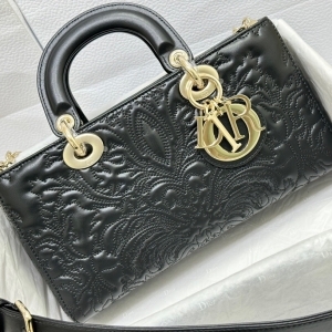 DIOR 디올 2023 Lady D-joy 백 26CM