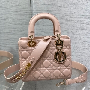 Dior 디올 2023 레이디백 20CM