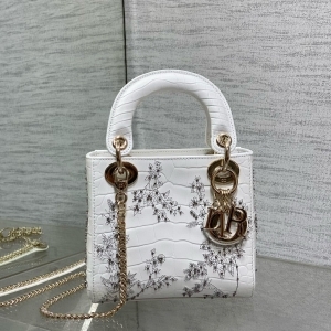 Dior 디올 2024 레이디백 17CM