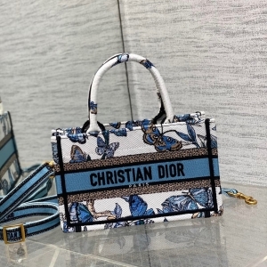 Dior 디올 2023 북 토트 미니 숄더 스트랩백 21.5CM