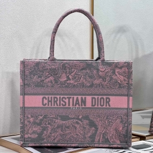 Dior 디올 2023 자수 북 토트백 / / 41CM