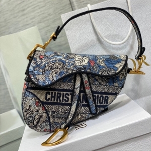 Dior 디올 2023 자수 새들백 25CM