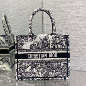Dior 디올 2023 자수 북 토트백 26.5cm/36cm