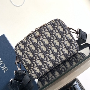 Dior 디올 2024 크로스백 17CM