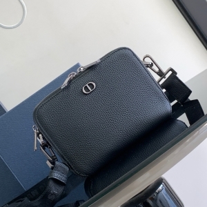 Dior 디올 2024 크로스백 17CM