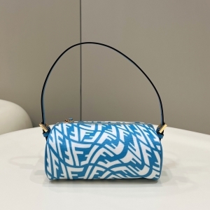 FENDI 펜디 2023 글레이즈드 캔버스 미니백 19CM