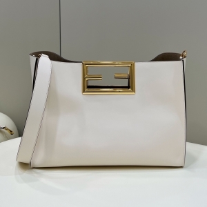 FENDI 펜디 2023 웨이 숄더백 40CM
