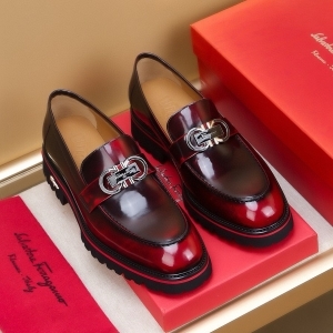 Fendi 페라가모 2025 MEN'S 로퍼 (2색) (4월)