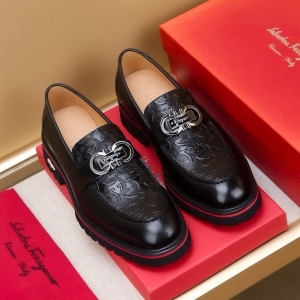 Fendi 페라가모 2025 MEN'S 로퍼 (3색) (4월)