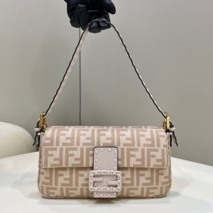 Fendi 펜디 2023 바게트 숄더백 27cm