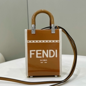 Fendi 펜디 2024 선샤인 미니 쇼퍼백 18CM
