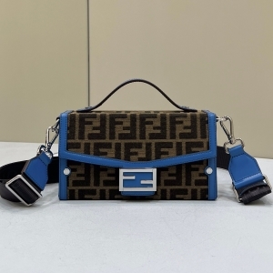Fendi 펜디 2023 소프트 트렁크 바게트 21.5CM