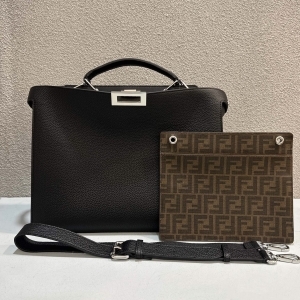 Fendi 펜디 2023 MEN'S 피카부 아이씨유 토트백 38CM