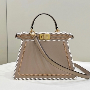 Fendi 펜디 2023 피카부 아이씨유 스몰 27CM