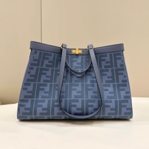 Fendi 펜디 2023 피카부 X 토트백 41CM