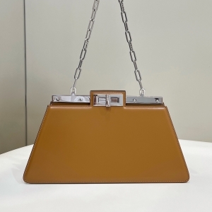 Fendi 펜디 2023 피카부 컷 34CM