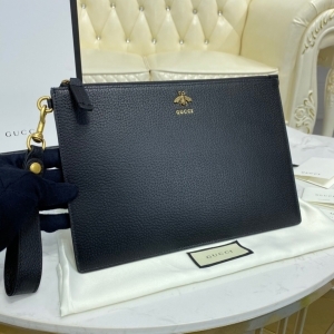 GUCCI 구찌 2023 MEN'S 애니멀리에 클러치백 523684 30.5CM