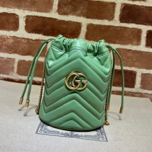 Gucci 구찌 2023 GG 마몬트 미니 버킷백 575163 19CM