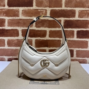 Gucci 구찌 2023 GG 마몽 하프문 쉐입 미니백 21CM