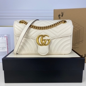 Gucci 구찌 2024 GG 마몽 스몰 마틀라세 숄더백 26CM