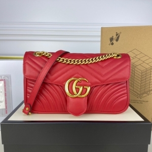 Gucci 구찌 2024 GG 마몽 스몰 마틀라세 숄더백 26CM