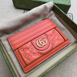 Gucci 구찌 2023 GG 마틀라세 숄더백 25.5cm (2색) 724529 1