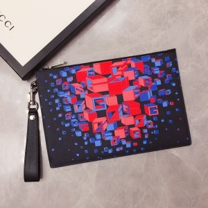 Gucci 구찌 2023 멀티 컬러 스페이스 GG 수프림 클러치백 628480 30CM