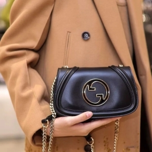Gucci 구찌 2024 블론디 미니 숄더백 21.5CM