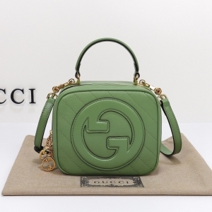 Gucci 구찌 2023 블론디 탑 핸들백 744434 17CM
