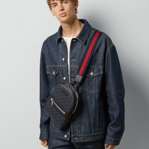 Gucci 구찌 2024 수프림 GG 크로스백 29CM