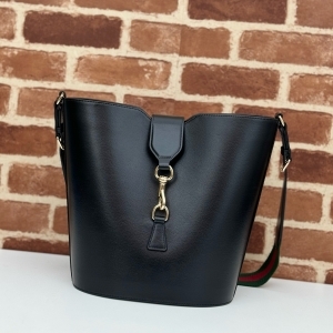 Gucci 구찌 2024 스몰 버킷 숄더백 28CM