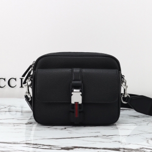 Gucci 구찌 2024 스몰 크로스바디백 23CM