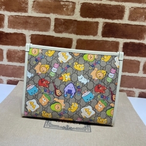 Gucci 구찌 2023 애니멀 프린트 파우치 26cm