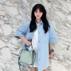 Gucci 구찌 2025 GG 엠블럼 미니 버킷백 20.5CM