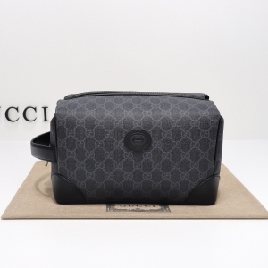 Gucci 구찌 2024 인터로킹 G 토일레트리 케이스 25CM