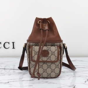 Gucci 구찌 2023 인터로킹 GG 미니 버킷백 746303 20CM