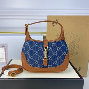 Gucci 구찌 2023 재키 1961 미니백 19cm