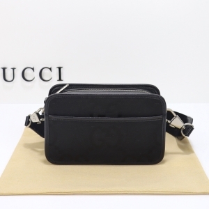 Gucci 구찌 2023 점보 GG 미니 숄더백 696075 22.5CM